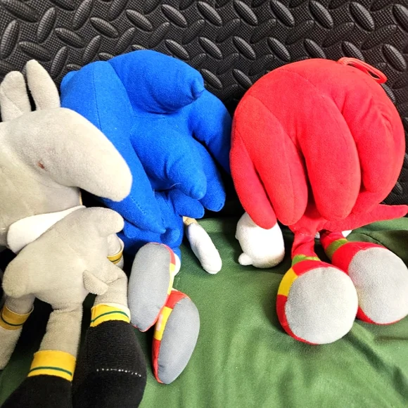 Sonic the Hedgehog Plush Toy Set - Blue, Red, Gray - Picture 12 of 13